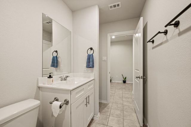 320 Sculptors Crossing, Springtown, TX 76082
