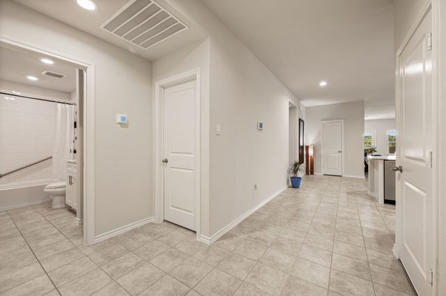 320 Sculptors Crossing, Springtown, TX 76082