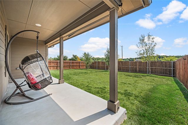 320 Sculptors Crossing, Springtown, TX 76082