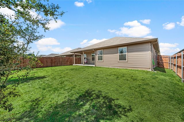 320 Sculptors Crossing, Springtown, TX 76082