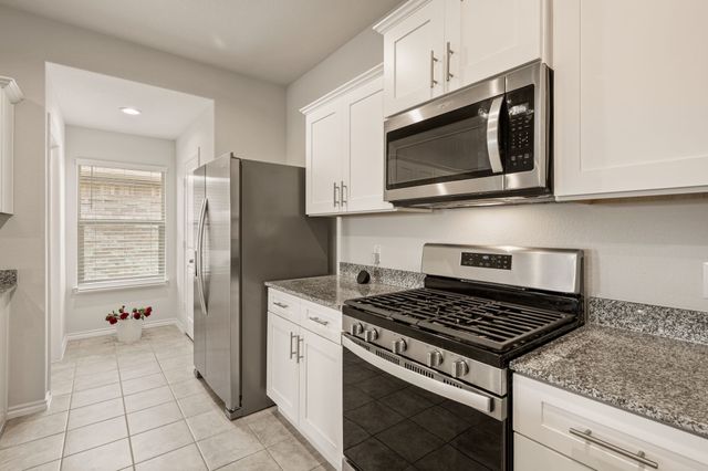320 Sculptors Crossing, Springtown, TX 76082