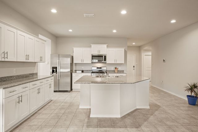 320 Sculptors Crossing, Springtown, TX 76082