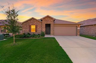 320 Sculptors Crossing, Springtown, TX 76082