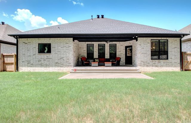 3 Woodhaven Ct, Jacksonville, AR 72076