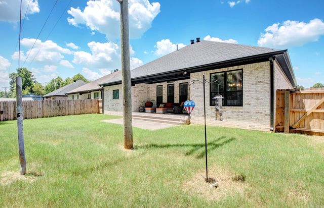 3 Woodhaven Ct, Jacksonville, AR 72076