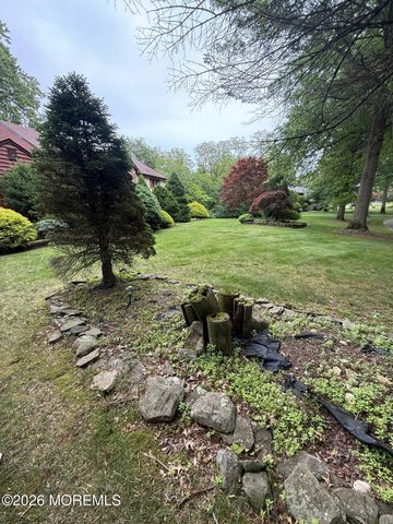 8 Delwood Drive, Holmdel, NJ 07733