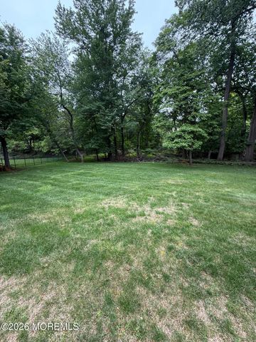 8 Delwood Drive, Holmdel, NJ 07733