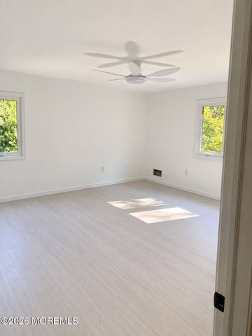 8 Delwood Drive, Holmdel, NJ 07733