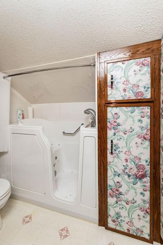 1364 12th Avenue S, Fargo, ND 58103