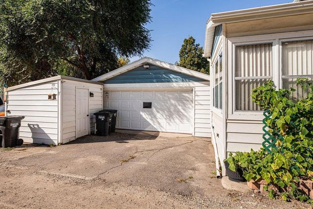 1364 12th Avenue S, Fargo, ND 58103