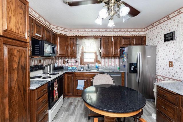 1364 12th Avenue S, Fargo, ND 58103