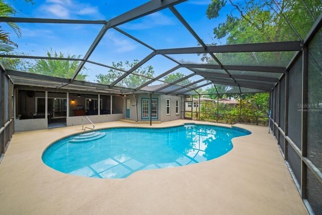 13312 LAKE GEORGE LANE, Tampa, FL 33618