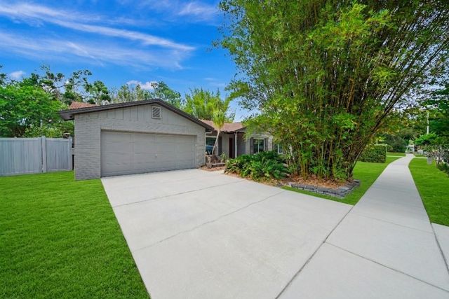 13312 LAKE GEORGE LANE, Tampa, FL 33618