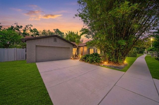 13312 LAKE GEORGE LANE, Tampa, FL 33618