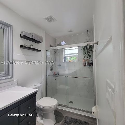 132 Sparrow Dr B, Royal Palm Beach, FL 33411