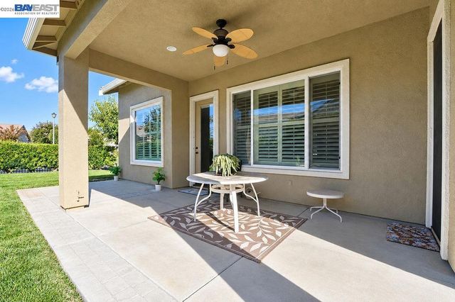 1242 Flores Way, Brentwood, CA 94513