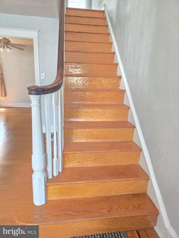 6207 CHARLES ST, Philadelphia, PA 19135