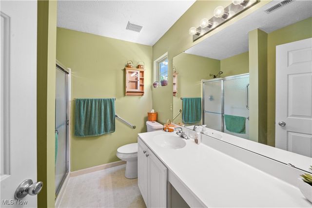 805 Hunter Ridge Drive, Streetsboro, OH 44241