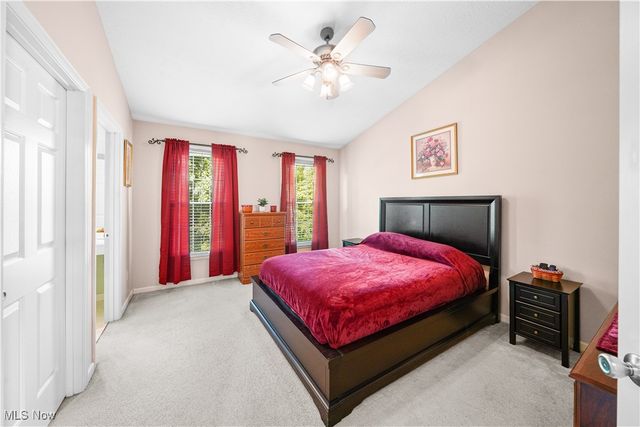 805 Hunter Ridge Drive, Streetsboro, OH 44241