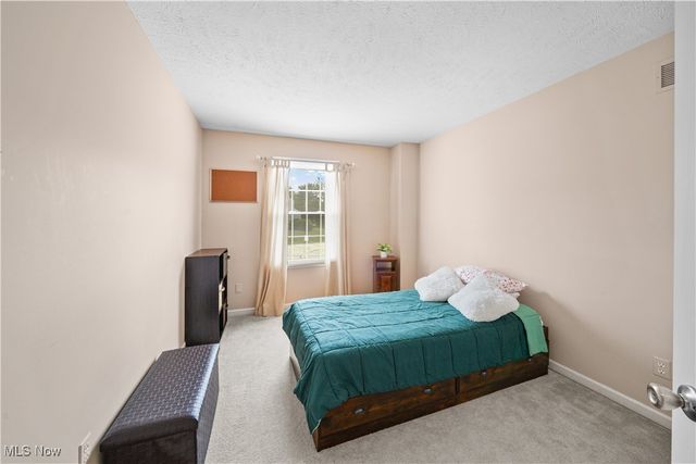 805 Hunter Ridge Drive, Streetsboro, OH 44241