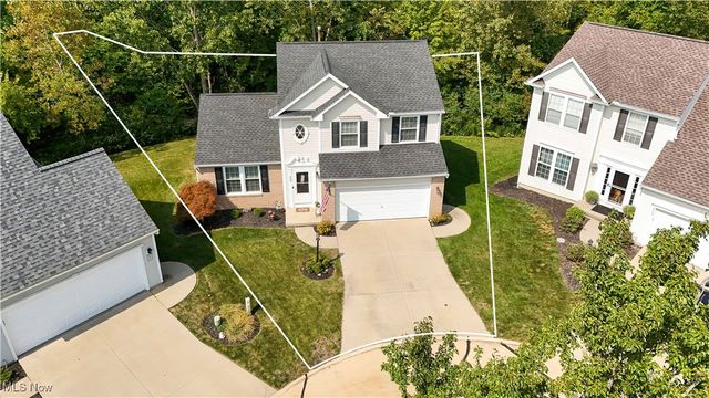 805 Hunter Ridge Drive, Streetsboro, OH 44241