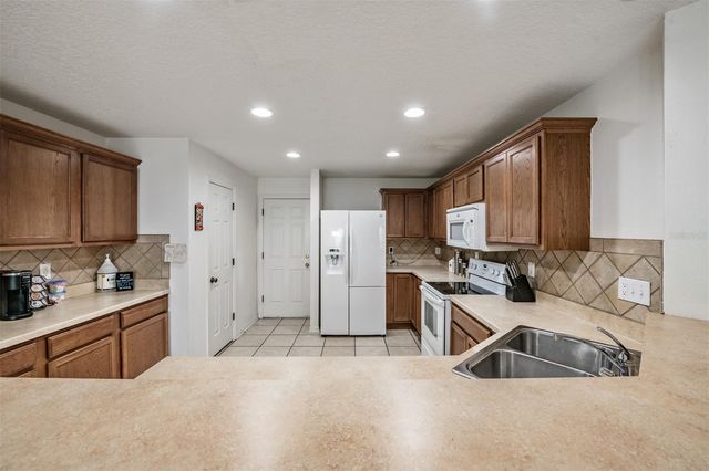 7013 PENTA PLACE, Wesley Chapel, FL 33545