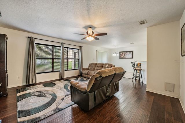 7013 PENTA PLACE, Wesley Chapel, FL 33545