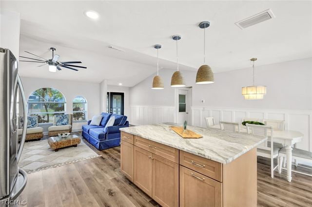 2720 SW 32nd ST, Cape Coral, FL 33914