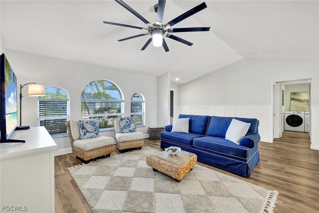 2720 SW 32nd ST, Cape Coral, FL 33914