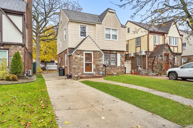86-33 253rd Street, Bellerose, NY 11426
