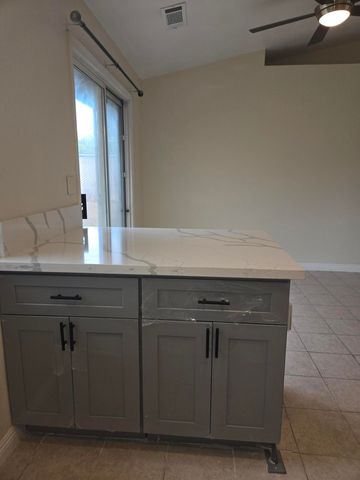 300 Old Town Drive, Tulare, CA 93274