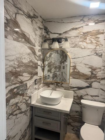 300 Old Town Drive, Tulare, CA 93274