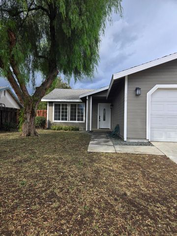 300 Old Town Drive, Tulare, CA 93274