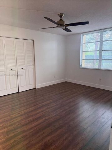 3490 Foxcroft Rd B114, Miramar, FL 33025