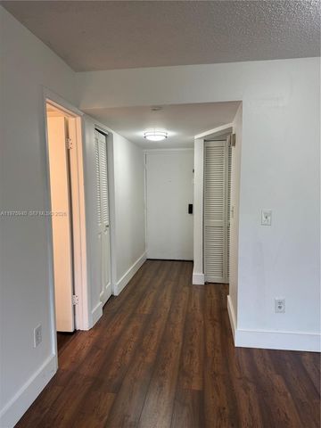 3490 Foxcroft Rd B114, Miramar, FL 33025