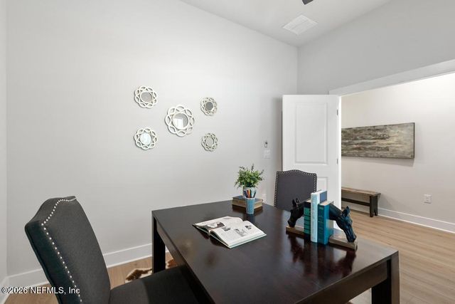 5114 PARETE Road S, Jacksonville, FL 32218