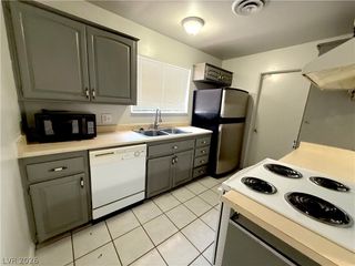 5908 Carmen Boulevard, Las Vegas, NV 89108