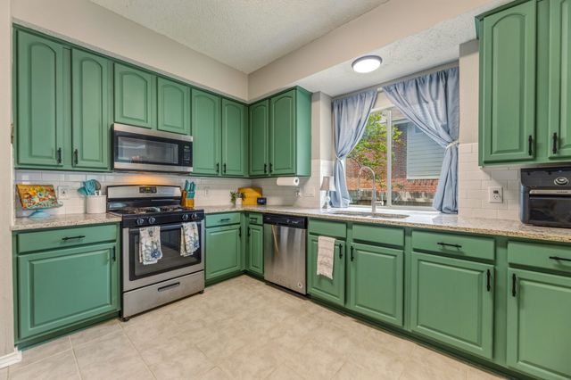 3709 Saint Johns Drive, Denton, TX 76210