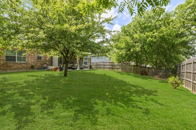 3709 Saint Johns Drive, Denton, TX 76210