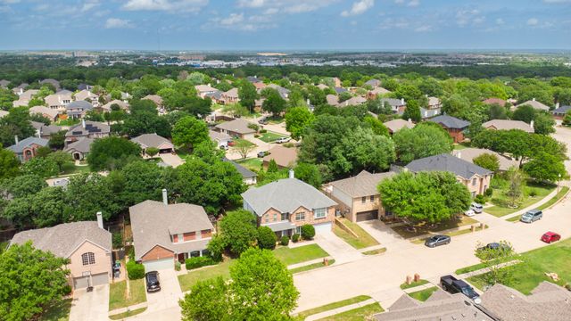 3709 Saint Johns Drive, Denton, TX 76210