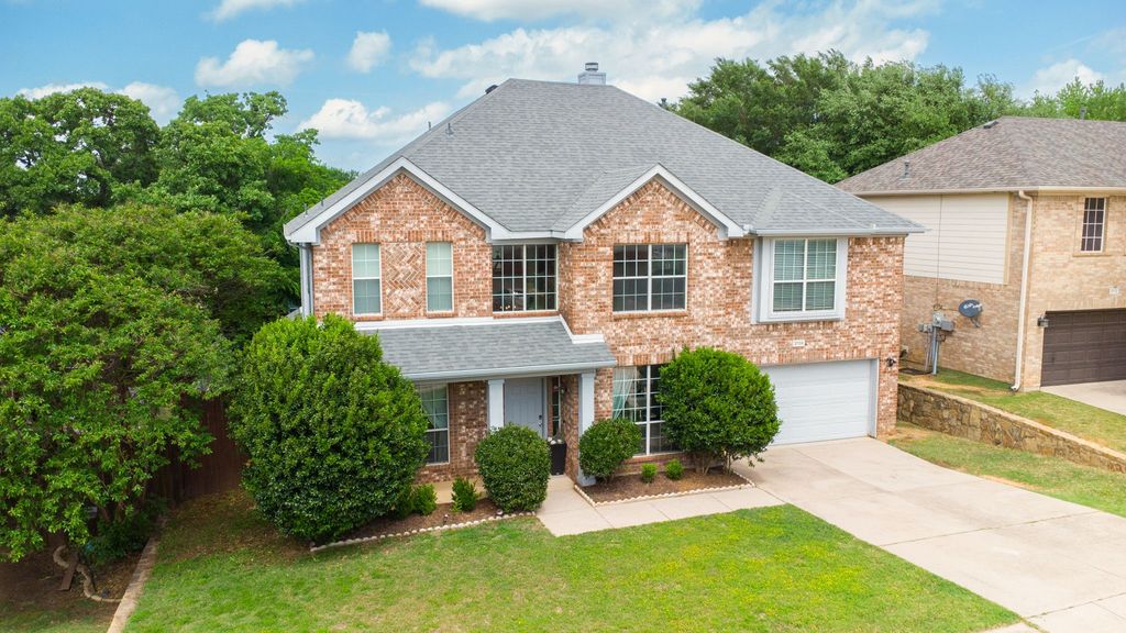 3709 Saint Johns Drive, Denton, TX 76210