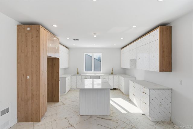 4 Stillman Wye, Monroe, NY 10950