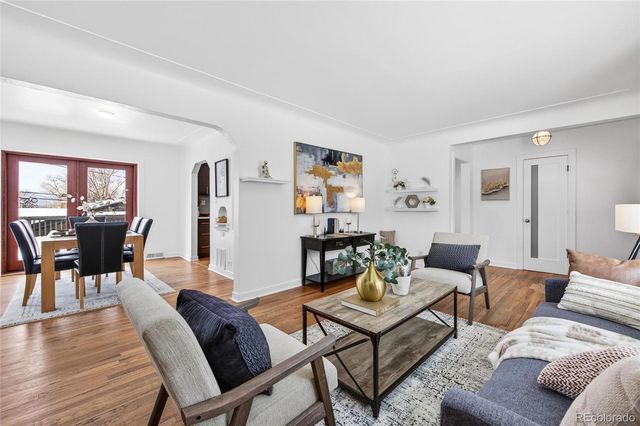 1543 S University Boulevard, Denver, CO 80210