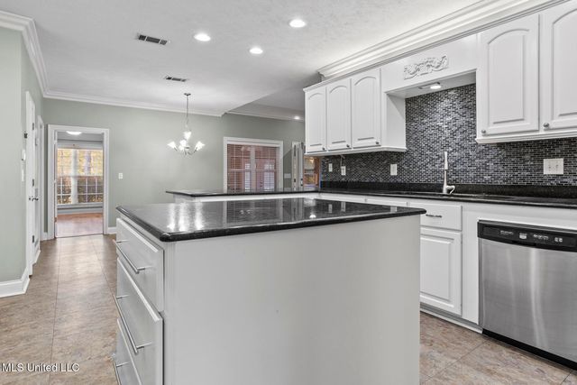 117 Hollybush Place, Brandon, MS 39047