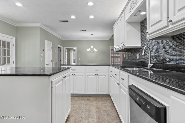 117 Hollybush Place, Brandon, MS 39047