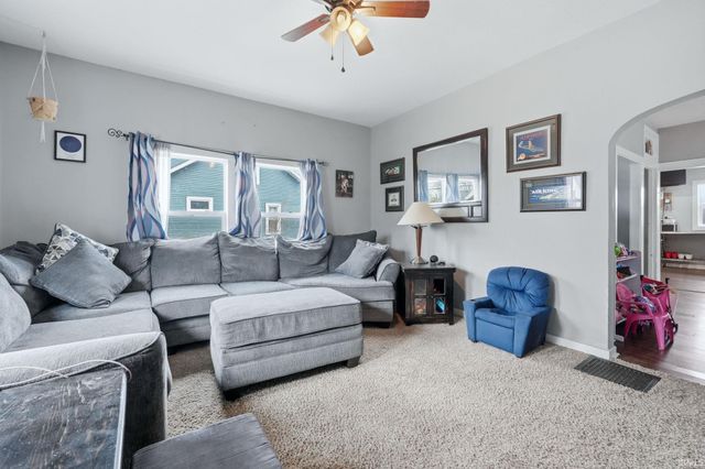 1119 Rose Avenue, New Haven, IN 46774