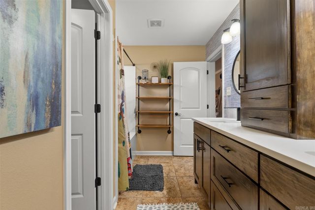 913 Fawn Creek Drive, Bryant, AR 72022