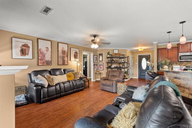 913 Fawn Creek Drive, Bryant, AR 72022