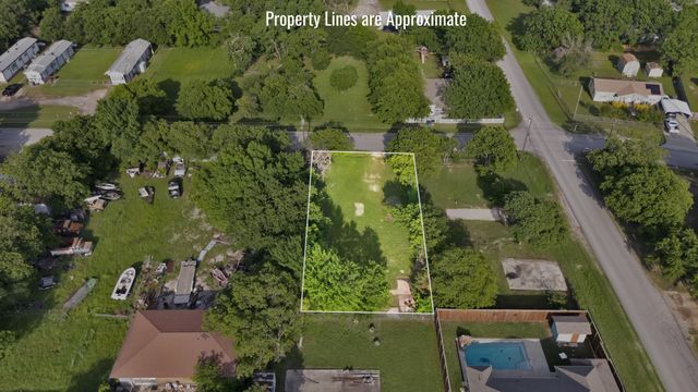 224 Carson, Red Oak, TX 75154