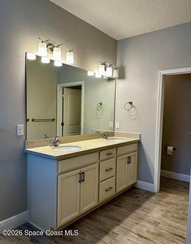 5250 Hebron Drive, Merritt Island, FL 32953